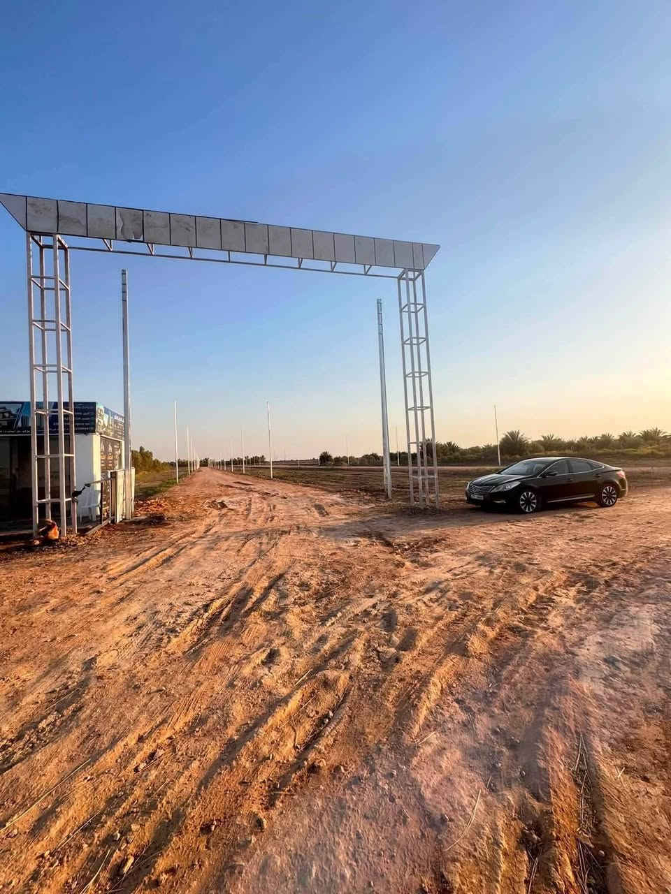 السلام عليكم
يوجد قطع طابو زراعي سند 25 الموقع حي المين 

عمود 649 نزله معمل الكاشي  دخل مجمع الكوثر السكني  

بسعار مناسبه 
تحويل مباشر 

مع كافة الخدمات

ماء +كهرباء+ تبليط مع اناره ليليه +ارصفه 

الاستفسار الاتصال ***********
***********
