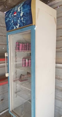 عارضة مشروبات • نضيفه • كياره حاج علي شراي