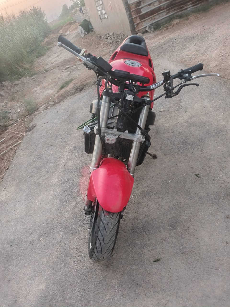 🏍️ للبيع دراجة هوندا F4i ❤️‍🔥600
نظيفة وحالتها زينة، مكينة تشتغل وقيادتها ممتازة.
شرط الشلعه او معدل ممتاز جدن والله 4البطناش والله والله 
الدراجة مثل ما موضح بالصور، الفحص والمعاينة للجادين فقط.
💰 السعر: [15او بيهء مجال كلش غليلل 
📍 المكان: [بغدادالمدائنسلمانباك]
📞 للتواصل: [***********]
للجادين فقط، والبيع على السوم/السعر النهائي حسب الاتفاق.
