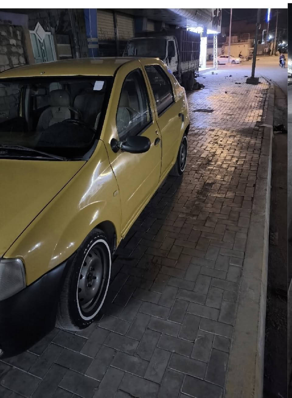 مرحبا رينو للبيع  محرك فرنسي 1600 كير محرك كفالة كشر يخبل سيارة ماعايزة شي سعر 32 وشراي بي خير ويدلل  مكاني كربلاء ***********
