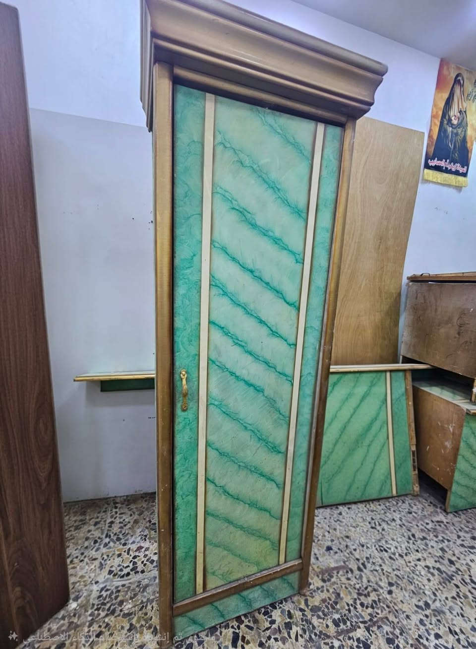 زواية ملابس نظيفة وكلشي مابية سعرة قفل 25 واكو توصيل مكاني شعب شارع صحه ديوان يم مستوصف جمعيات لاتصال واتساب فقط ***********كومديات نظيفات وكلشي مابيهن سعره 25 قفل لاتصال واتساب فقط ***********
اكو توصيل مكاني شعب شارع صحه ديوان يم مستوصف جمعياتكنتور تركي باين نظيف وكلشي ومقسم الى خانات عديدة سعرة60 الالف مكاني شعب شارع صحه ديوان يم مستوصف جمعيات 
واكو توصيل داخل بغداد لاتصال واتساب فقط ***********
