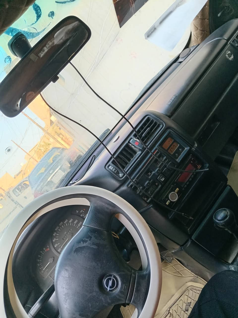 السلام عليكم سيارا اوبل فكترا. موديل 1991محرك 18رقم بغداد الاماني سنوية كارتونة صاقطة ضبارة موجدة بيهة تنقيص بل محرك شوية السعر 23 بيهةمجال العنوان صلاح الدين سامراء صاحبه الشرعي في سامراء ***********
