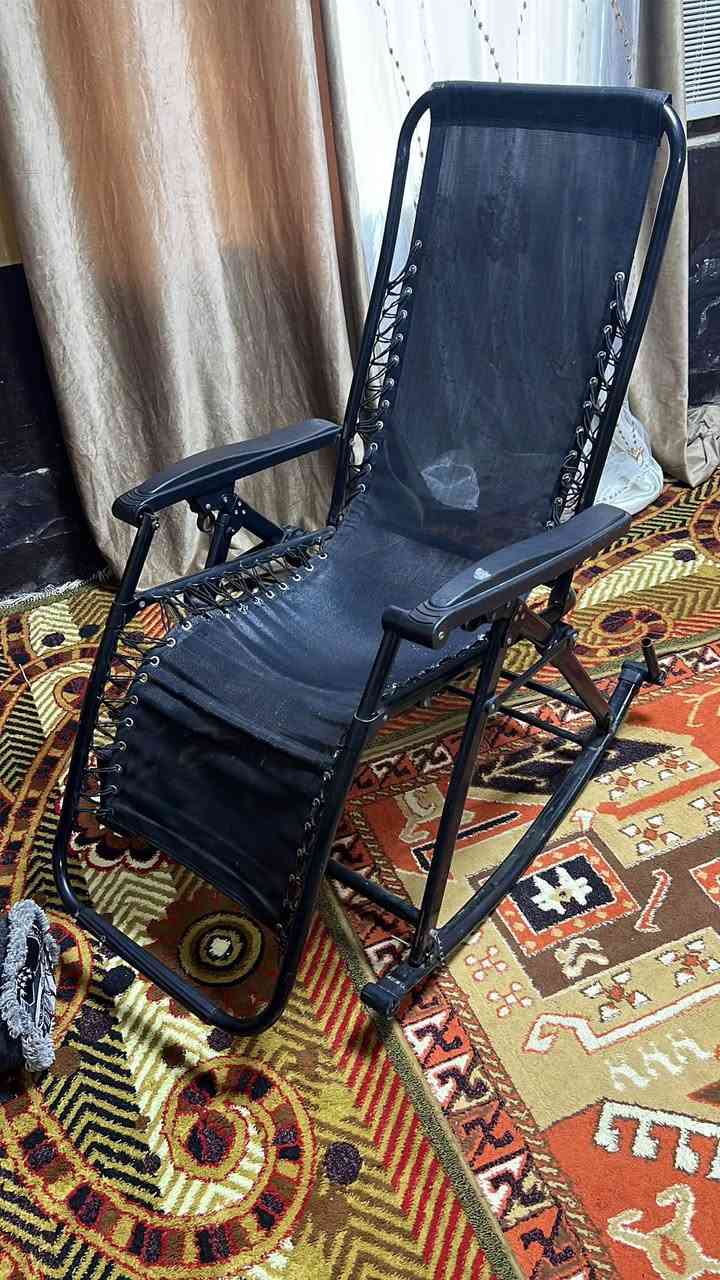 هذني للبيع كلمن وسعره مكاني بغداد ***********
