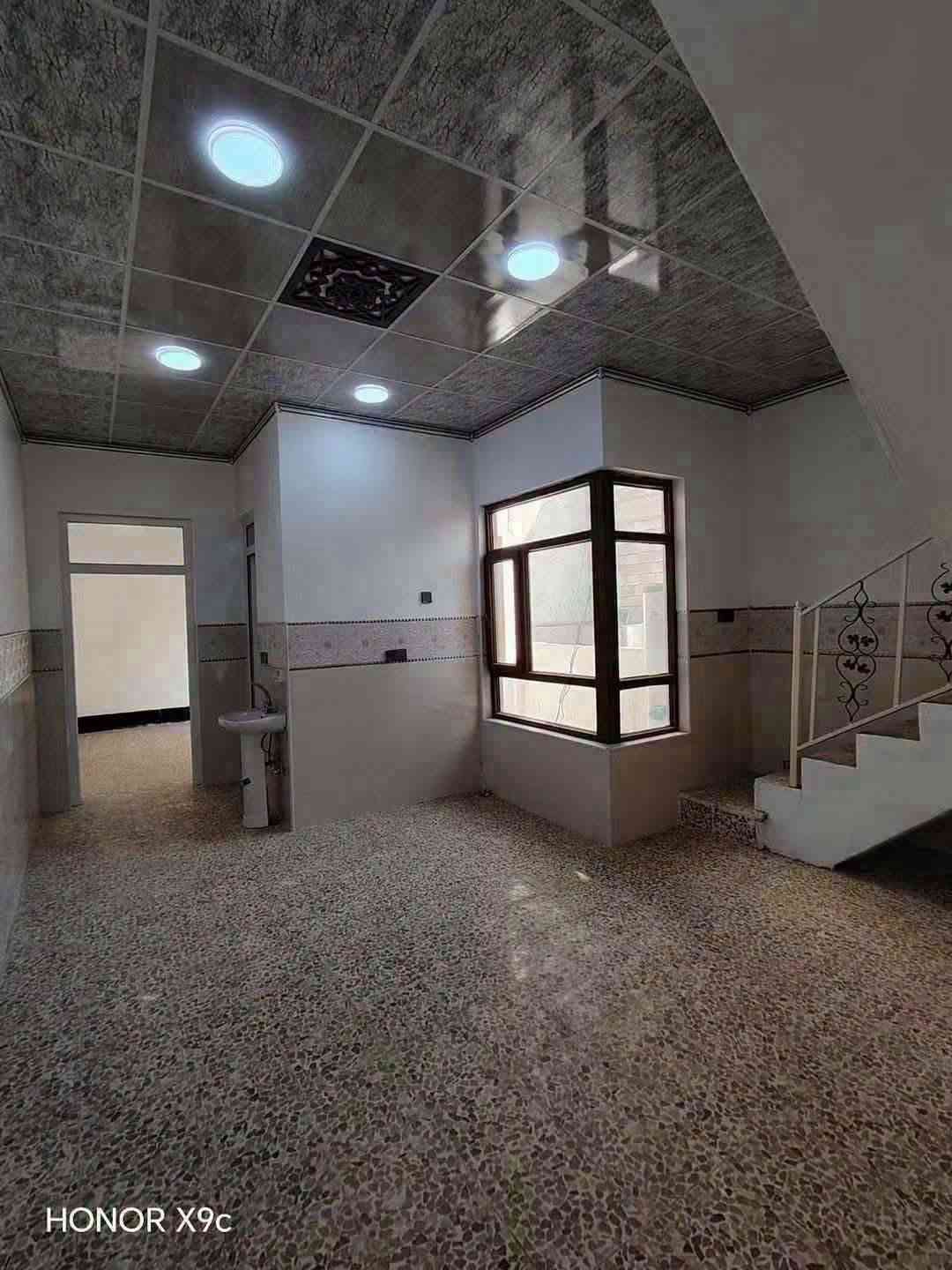 حي السماح • طابق ثاني • ٣ غرف