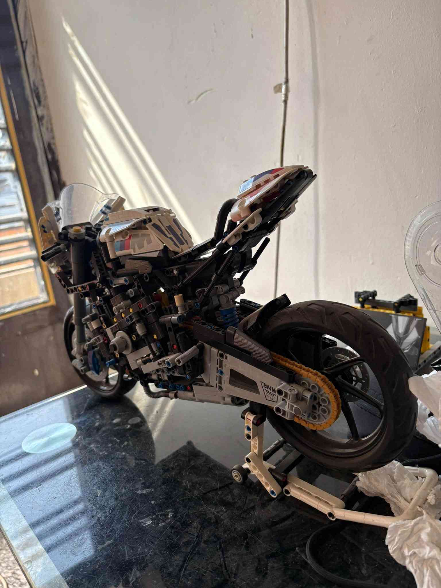 مجسم • BMW • ١٩٠٠ قطعة