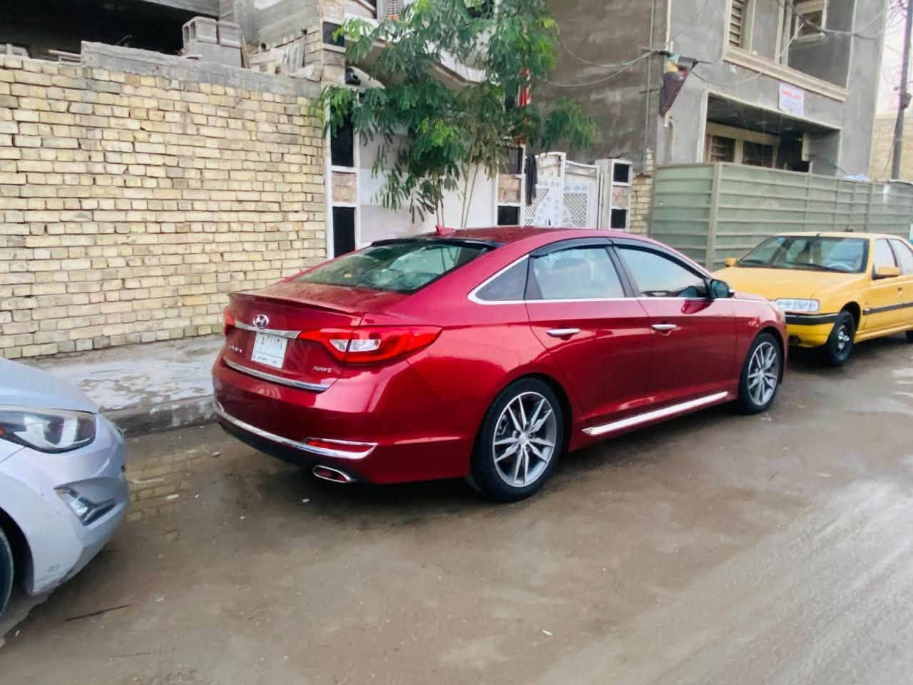 السلام عليكم
سوناتا 16 مواصفات سبورت

فتحه سقف

كشنات جلد تدفئه كهرباء

ثلاثه انضمه قياده

صندوك ذكي

منضومه زينون عالي ناصي

سياره تاخذه متصرف عليه ولا ربع
حادث دعاميه وبنيد فقط كما موضح بالصوره ايرباك دركه فقط وبيه بابين كلير من امريكه فقط سعره135 وبيه مجال اتصال عله هاذا *********** مكان سياره البياع
