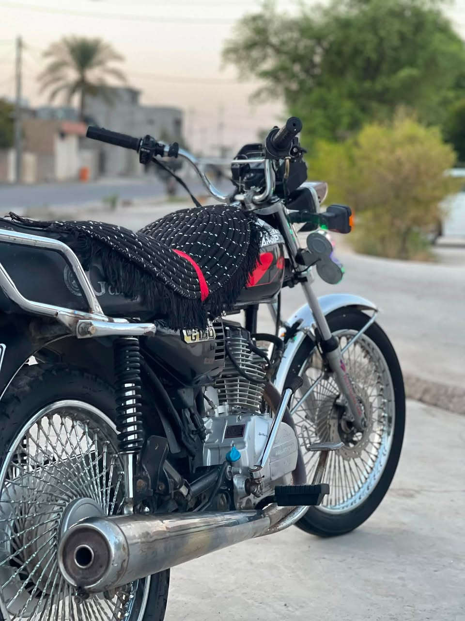سلام عليكم لبيع نامي برو دبل R خمسه كير بيه اوراق  موديل19 محرك مابي اي عيب بشرط سلف كهرباىيات كله شغال سعره مناسب مستعجل على بيعه ***********

