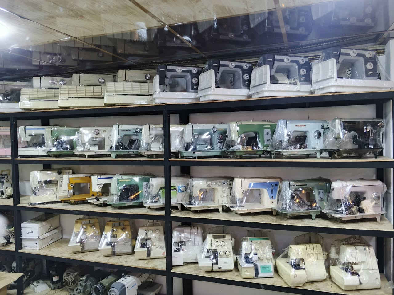⚡ محلات النور لتجارة المكائن الخياطة ⚡

يتوفر لدينا جميع أنواع المكائن 💥

🏭 المكائن الصناعية
خياطة - أوفر - زكزاك - زراير
موتور داخلي + شاشة ديجتال + توفير كهرباء

🏠 المكائن المنزلية  
خياطة - تطريز - زكزاك - أوفر
مناسبة للبيت والمشاريع الصغيرة

ضمان وصيانة
جملة ومفرد
🚚 توصيل لجميع المحافظات العراق

بإدارة: عامر الطائي وأولاده
للاستفسار: ***********
📍 الموصل - سوق النبي يونس - شارع المركز - قرب المركز
