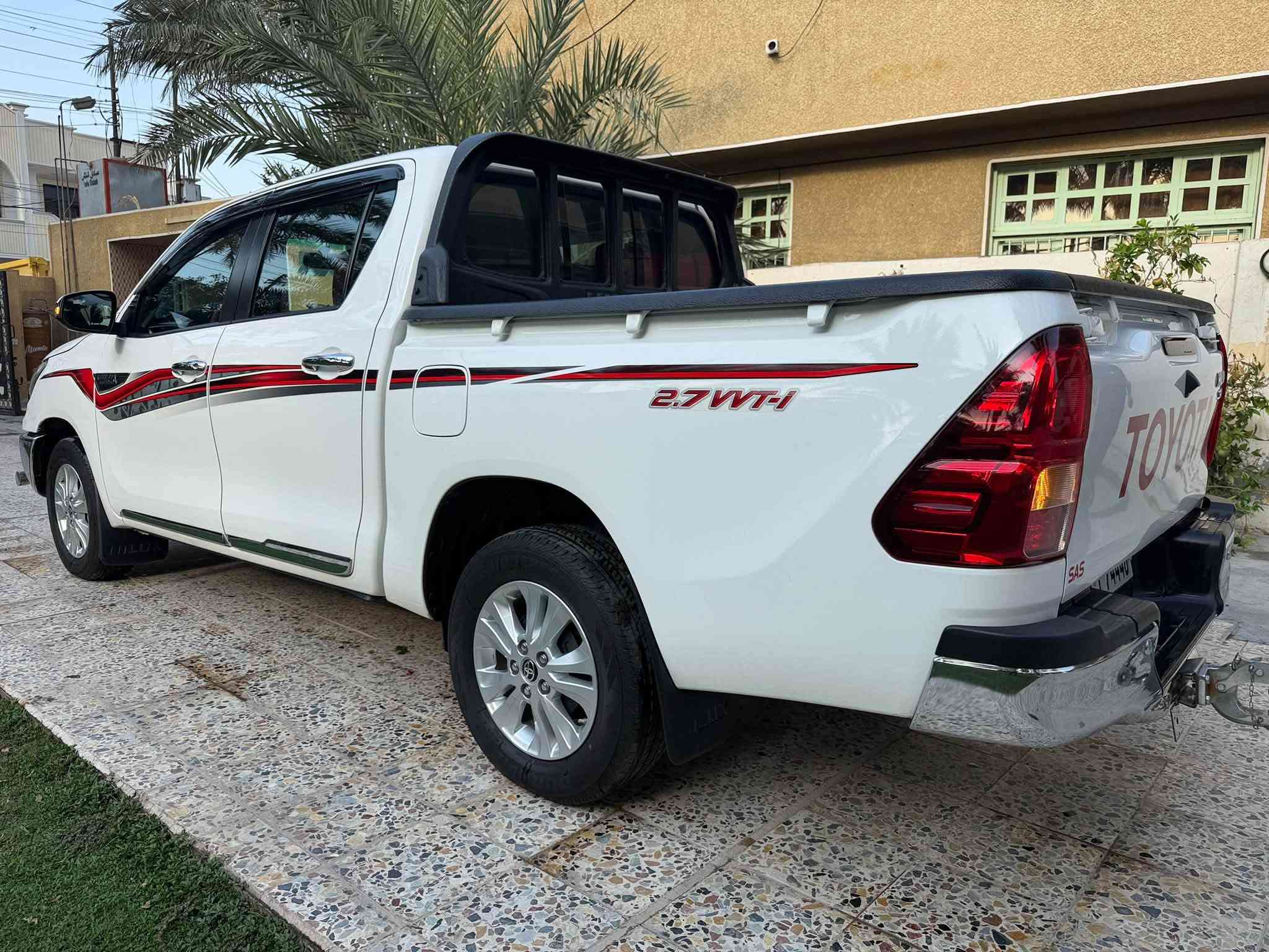 هايلوكس • ٢٠٢٥ • رقم بغداد