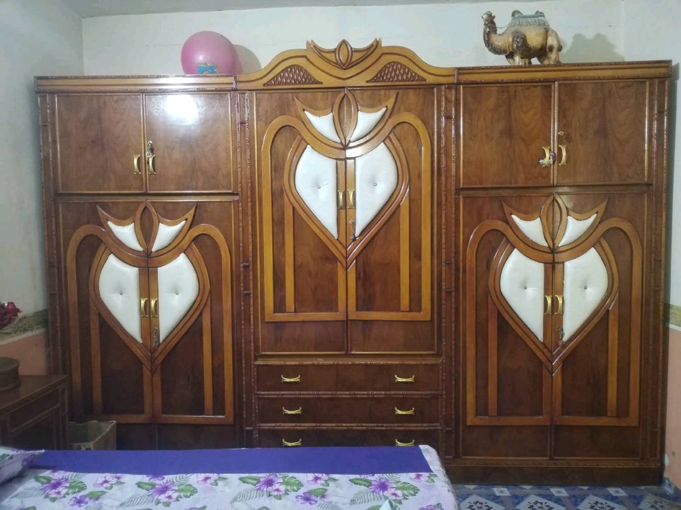 غرفه حطاطه درجه اولى من نوع  غرفه زينه وثقيله يعني تاخذه وانته مرتاح   للاستفسار باقي تفاصيل. مراسله صفحه واتساب او اتصال على رقم ***********
ديالى
غرفه جديده اقل من  شهرين
بيه مجال للمساويه وشراي يشلع عيني  بيه مجال للطيبين