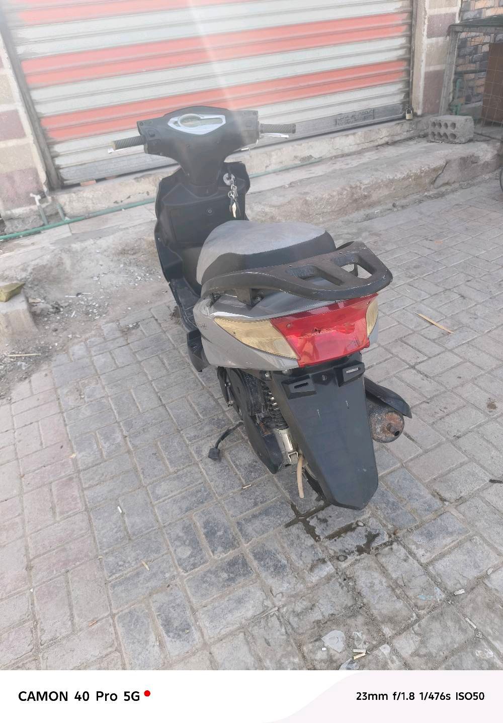 دراجه سكنس موديل 2024صيني وصل المعرض موجود سعر500وبيه مجال دراجه مفتوحه كهربائيات شغاله مكاني كربلاء الشبانات الحولي 100رقم التواصل ***********واتساب