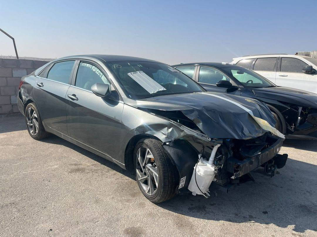 سلام عليكم
انترة 2025 فول مواصفات حادث موجود مابيهة صبغ 
بغداد المعامل العماري *********** اتصل السعر 158
