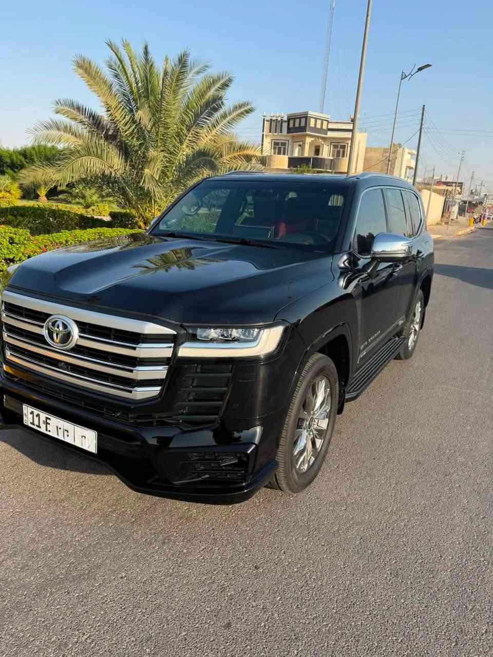 على بركة الله 
لاند كروز 2023 
SAS باب اولل 
 لمتددVXR توين تيربوو 
السياره  كفاله عامه 
رقم بغداد وتحويل مباشر 

فوووووول 1/1 
اعلى مواصفات بالاند كروز 
بوب شفط 
داتا شو 
داخل احمر 
كاميرات محيطية 
سماعات JBL 
خزن ميموري !. 
ايرباكات وباقي المواصفات المعروفة 
مكان السياره الرمادي 
السعر 71  وبيها مجال
***********
