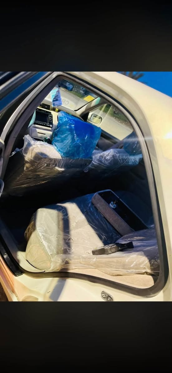 🚗 سەرەتا بەناوی خوای گەورە 🚗
مەلیکە بڕاوە بڕاوە - مۆدێل 2001 D4 گەورە - 3 دوگمە

✅ داشبڵ نەجەف
✅ سوکان کارەبا
✅ کۆددار
✅ بێ تەقە بێ ڕەقە
✅ تەبرید سارد و گەرم
✅ بێ دەعم بێ لێدراو

💰 قفل و کۆتای: 27$
📞 ***********
📍 شوین سلیمانی

بۆ زانیاری زیاتر پەیوەندی بکەن
