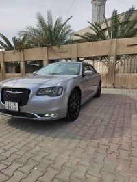 كرايسلر 300 • ٢٠١٨ • فور ويل