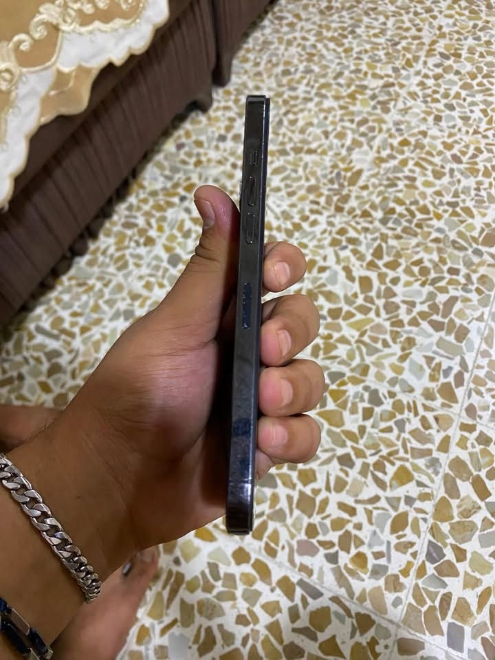 السلام عليكم بيع ويرهم مراوس

ايـفون  12 بـروماكـس 

ذاكرا ١٢٨ 

مبدل شاشه شرط جي اكس

بطاريه 100 شرط اصلي تفليش

فيس إيدي شغال

دبل سيم كارت

كامره اماميه بيها تراب وشويه غواش + كامره X1 تنضيف الكامره ويا ماتبدل فلاته السماعه 

سماعه داخليه  فلاته تتصلح ب ١٥ الف 

سعر 260 ويرهم مرواس مكاني قوسيات + استفسار ع الرقم التالي ***********
