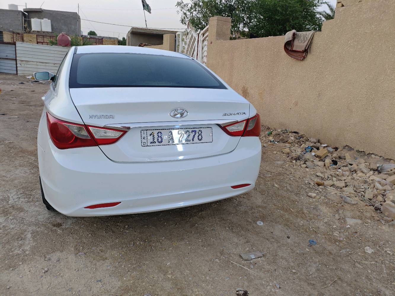 السلام عليكم 
سوناتا للبيع موديل 11 رقم بابل 
مكينه 2000دوش خليجي 
جاهزه مكينه كير تبريد العنوان واسط