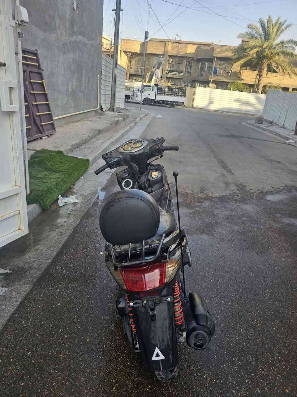 سكنس فحل كابريتر للبيع دراجه كفاله عامه ختم واحد كلشي شغال بيها كفراتها نضيفه بيها شخوط شويه دبلات شغاله لايتات اشاير كله شغال مكاني بغداد الغزاليه السعر 650 ***********
