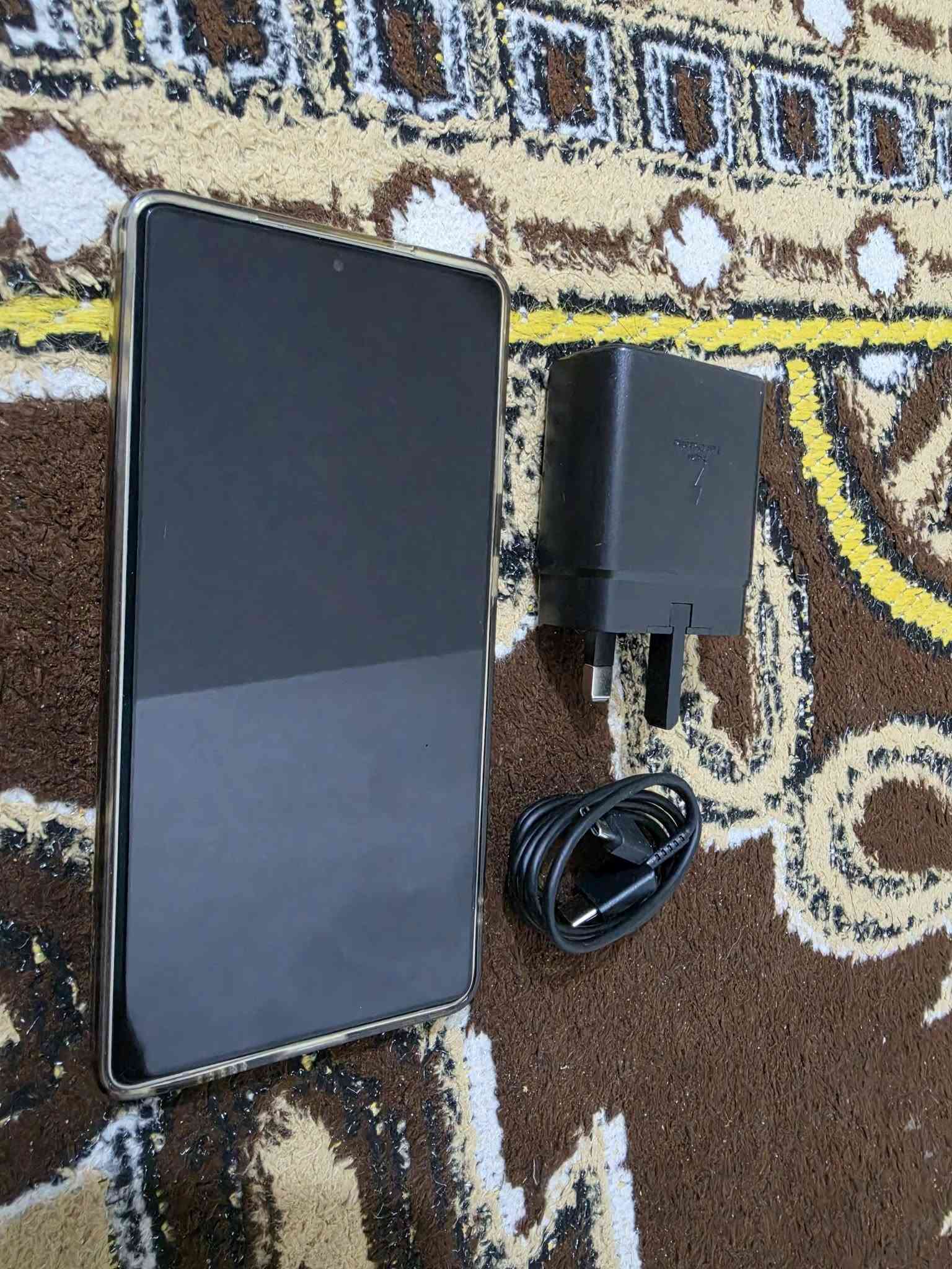 S25 الترا • ٢٥٦ • ضمان الوطني
