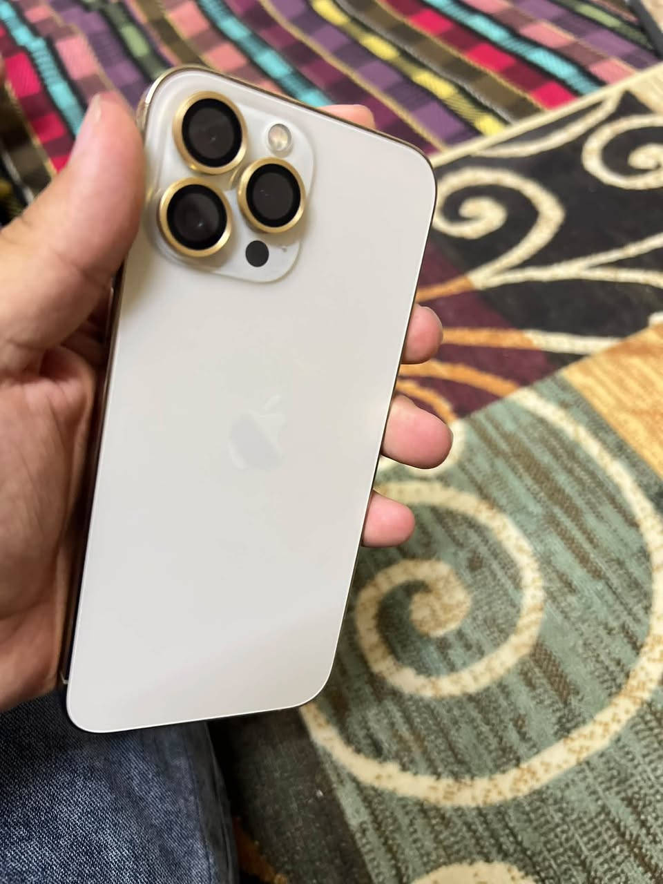 ‏iPhone 13 Pro Max
بطاريه 85 بلاديه 
ذاكره 256 
نظافه فول كلشي بلادي بي ما مبدل ولا قطعه جهاز لوك 
لون ذهبي 
العسر خاص او اتصال 📞 *********** بي واتس 
مكاني ديالى بلدروز

نص مكتوب في الصور:
- النمط الداكن
- متوقف
- الإضاءة الدافئة
- انسجام اللون
- 84 6:38 حول الاسم iPhone إصدار iOS 26.6.2 اسم الطراز iPhone 13 Pro Max رقم الطراز MLHA3CH/A