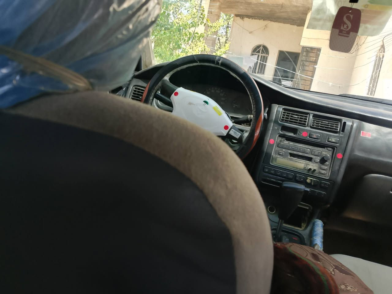 السلام عليكم، ،،سياره للبيع كورلا فرخ بطه موديل 96 گير محرك شرط صدر نص عمر تايرات نص عمر كهربائيات كلها شغاله رقم فحص بغداد بيها واجهيه مااندل صاحبها مكفوله للبيع السعر 24 وبيها مجال او مراوس حسب القناعه سياره كشرها شرط جديد وحلوه ومرتبه والله عنواني ناحية الزاب للأستفسار اكثر الاتصال علئ الرقم ***********
