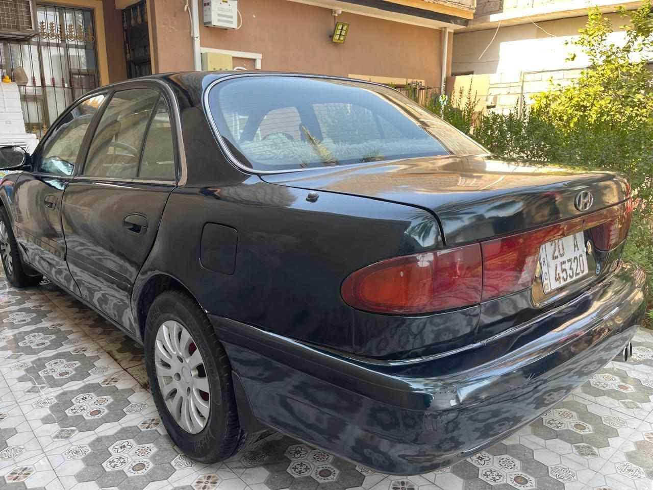 سوناتا 2
 موديل 95
تبريد شغال 
كير اوتماتيك 
نضيفه مثل ما مبينه بصور وبل حقيقه احله 
رقم لل31 تحويل موجود 
مكاني ديالى المقداديه 
رقم جهاز ***********
وتساب ***********
السعر  45 وبيه مجال  للشراي 
سياره مال جناي
