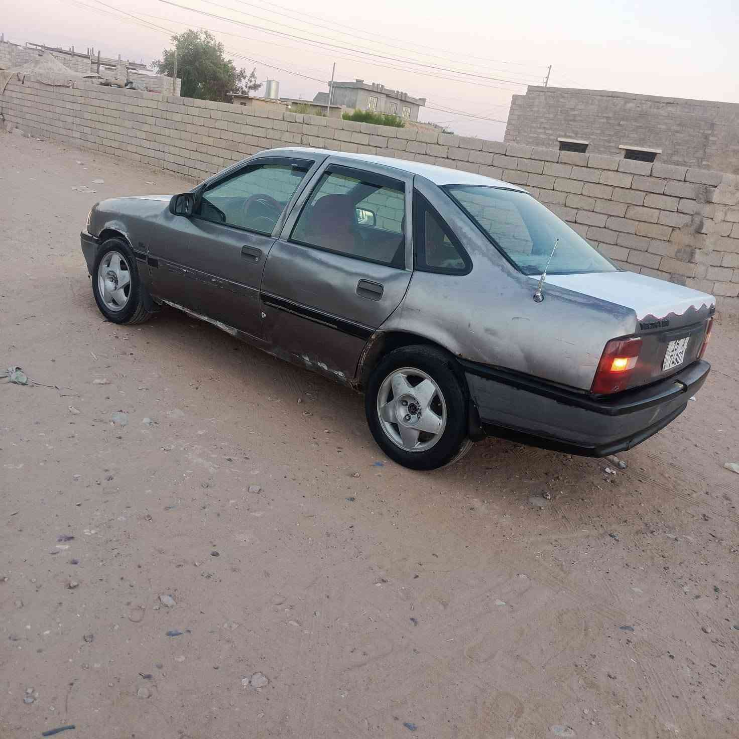 السلام عليكم.  اوبل فكترا للبيع اومراوس حسب القناعه
كير ومحرك شرط  محرك حجم 18. صدر جديد تايرات نضاف 

رقم انبار مشروع وطني دولي. شرط التحويل سنويه جديده  ال 

السعر ٣٠. بيه مجال بصيط مكاني بيجي 

الشراي  يتصل ***********
