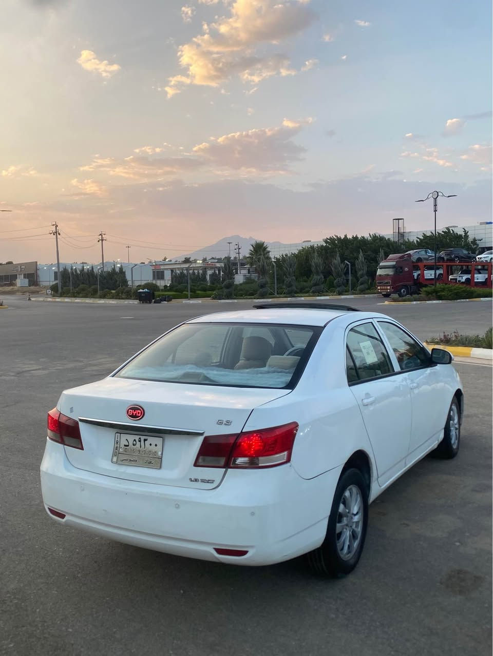 BYD G3 2013
فول موسفات 
گير ئوتوماتيك + S
سلايت
كوشن بلد
ناو زه رد
حاسه 
شاشه ئايپاد 
گيج ئه ليكترؤنى
ڤوليوم 
بلاجكتور 
لايت عه ده سه 
ته بريد له سه ر سويچ
چوار ججام كاره با
قفل مه ر كه زى 
ئاوينه كاره با 
ئاوينه ئيشاره ت 
لايت كامل زينون 
چوار ويلى لوك 
ماشالله سه ياره كه زور نازداره 
سه نه وى عاج اسلى به شه رت ئه وه ليات 
گير مه كينه به شه رت 
ده عموو ليدراوى نييه 
كاره باى كامل مزبوته 
مالى فه قيره  
سعرى ٣٣ $ معامهله برايانه 
ژم ***********
زم ***********
سه ياره كه له سليمانييه 
قيست و قه رز و ئالوگور نا كه م السليمانية, العراق
