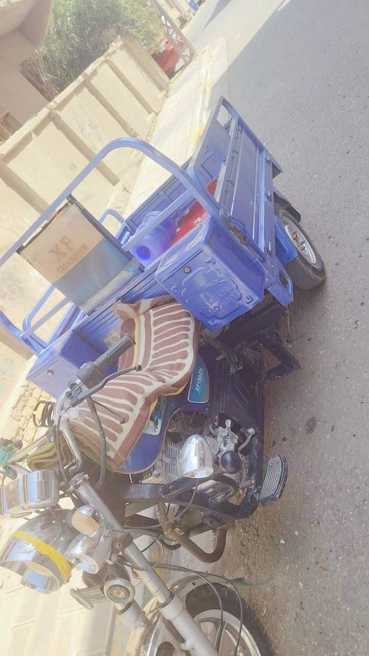 العنوان ديوانيه الحمزه شرقي ستوته مكفواله اوراقق اصولييه المحركك برغيي ما مفتوحح مننه ***********  المو شرايي لا يتصل
