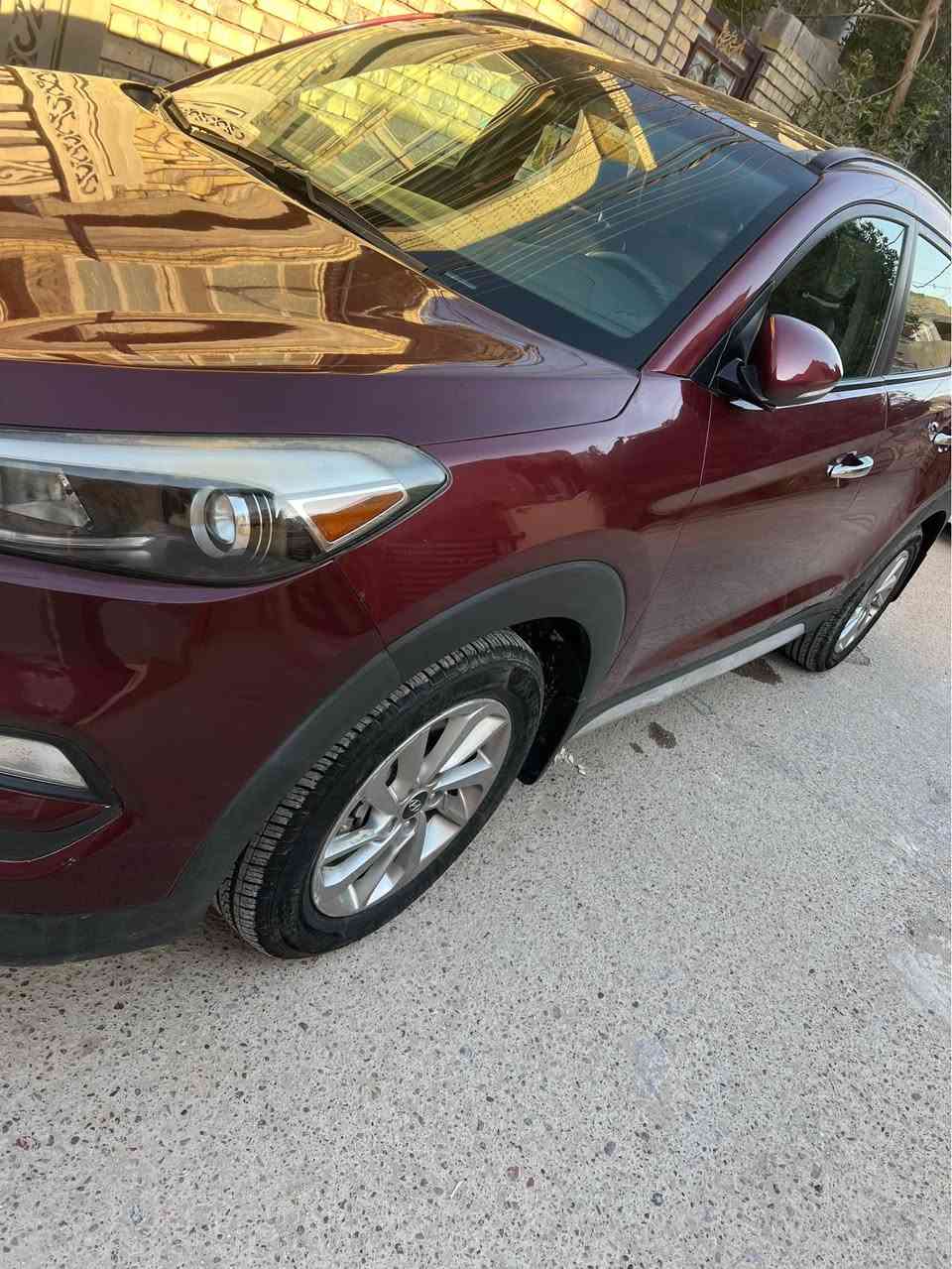 *للبيع 

هونداي توكسان امريكي 2000 GDI
موديل 2017 رقم بغداد مشروع وطني 
المواصفات :
* بنوراما
* رادار نقطه عمياء 
* مري قابله للطي
* مري كهرباء
* كشافات زينون
* ليد نهاري
تحكم ستيرن 4 جهات
* كامره دواره
* مسجل بلادي وشاشه لمس 
* بلوتوث /CD/AUX
* مقاعد جلد
* تدفاه المقاعد الاماميه 
* تدفاه المقاعد الخلفيه 
* مقعد السائق كهرباء
* منضومه تبريد مدامه
* بطاريه جديده
* حداديه مدامه
الضرر جاملغ وربع البنيد رباك بردة فقط  والسونار والفحص موجود العنوان بغداد الزعفرانيه  *********** بغداد, العراق

