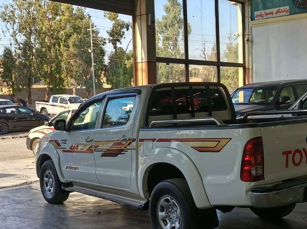 مەرزی فەلاحی 2009 دەبل ئەکسل سەیارەکە بێ بۆیاخە سردە کوتیش بەشەرت دینار مەسرفی تێدانیە مالیدۆستەزۆر زۆر جوانە نمونە لجوانی 
تەبریتو گێرومەکینەش بەشەرت سەنەوی تازە بەسرچوە سحری 149 
***********
*********** السليمانية, العراق
