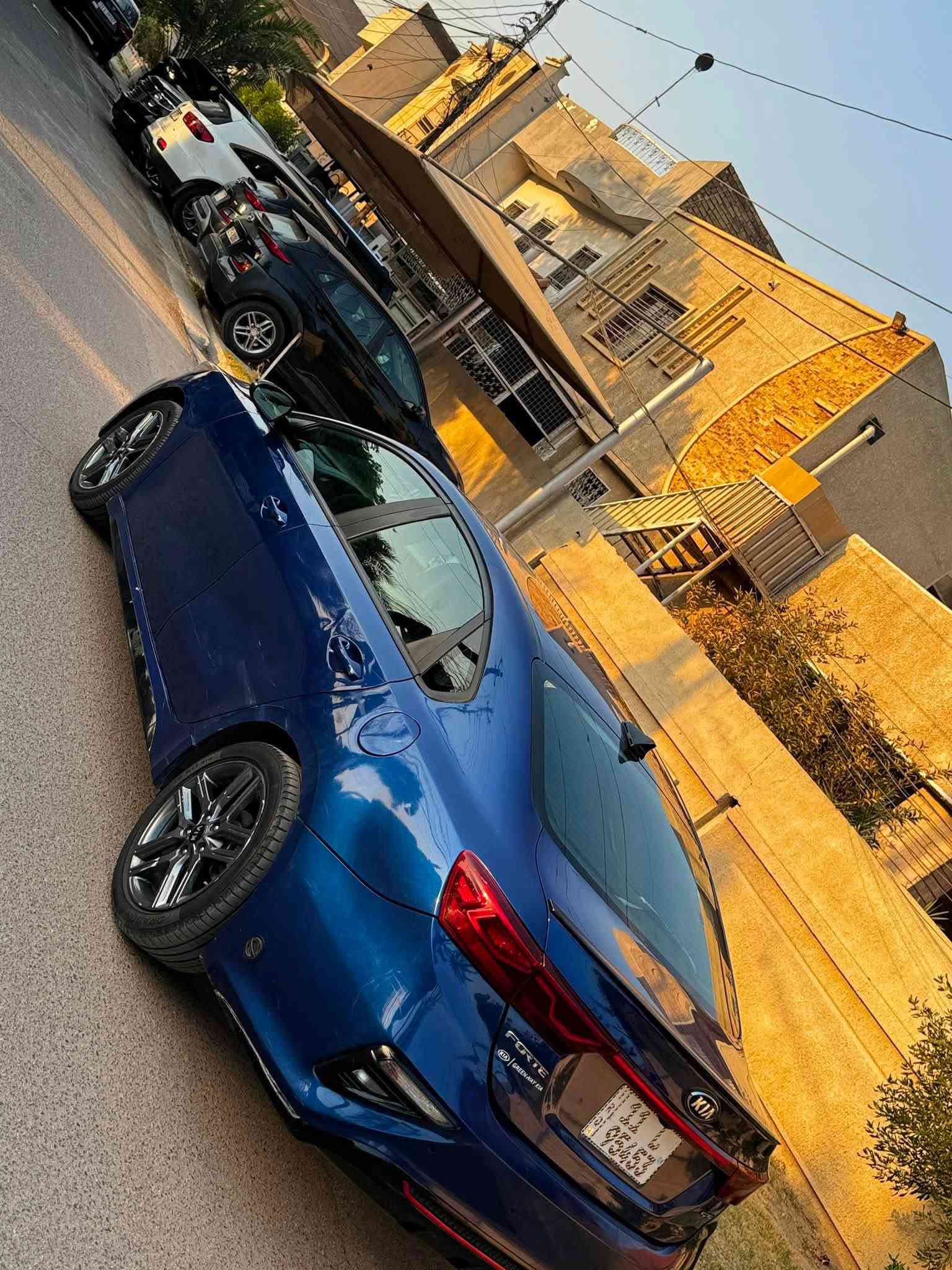 كيا فورتي موديل 2020 GT Line فول مواصفات بصمة انارة باليدات تحديد مسار رادار بالمري كراسي جلد ستيرن رياضي تبريد شغال كير ومكينة نضيفات ماشية 68 ميل وعليها منظومة غاز  بيها أربع قطع صبغ مكان السيارة بغداد العامرية 
السعر 11.250$
هاتف ***********
