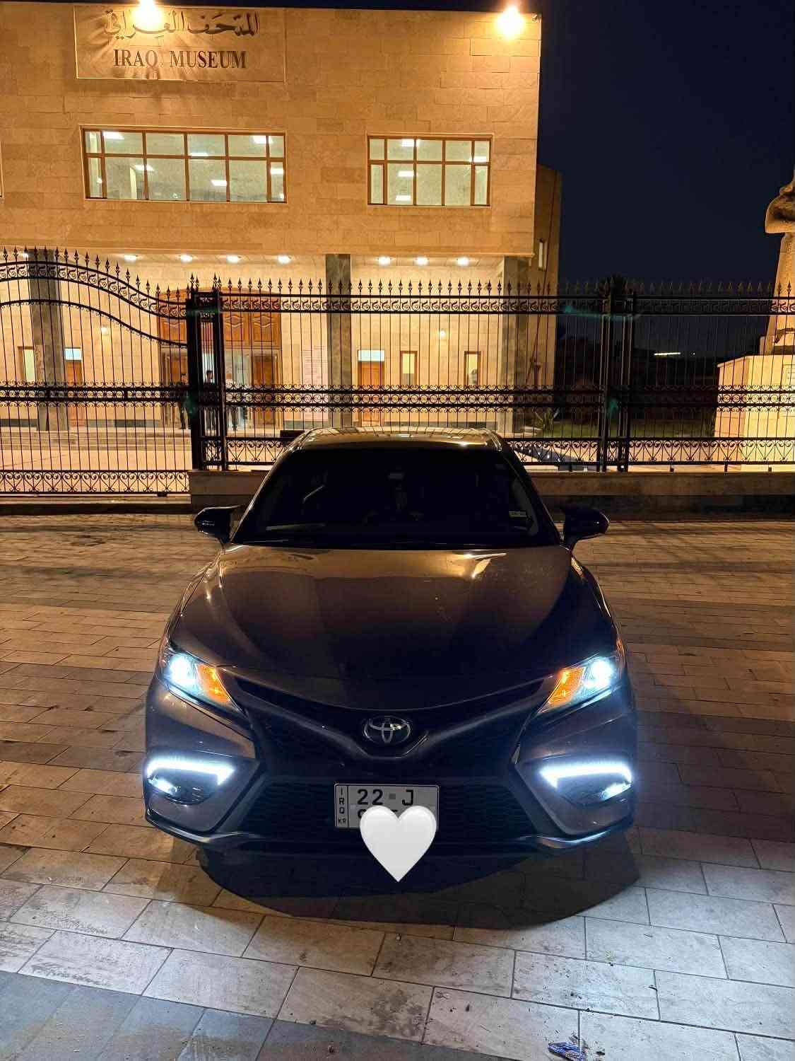 السلام عليكم كامري موديل2023 se السياره رقم اربيل ماشيه77 الف السياره ضربتها بارد فقط موضحه بلصور والباقي كلها كفاله عامه السياره كشنات كهرباء فول ما عدا الفتحه والبصمه  مكان السياره بغداد الصالحيه للاستفسار ***********
