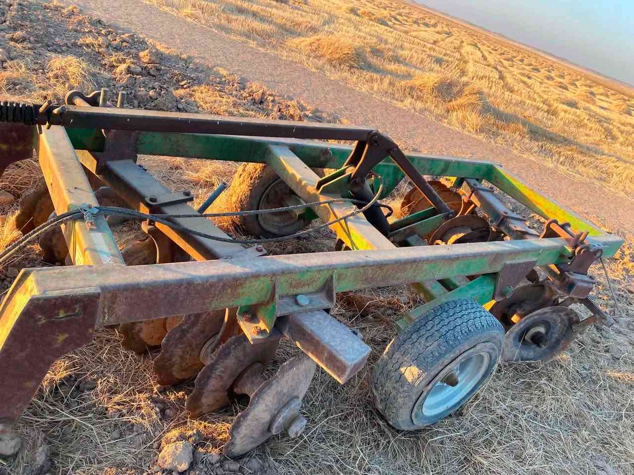 دسك للبيع بدون لحيم وضع شركه حجم ١٦  ***********
