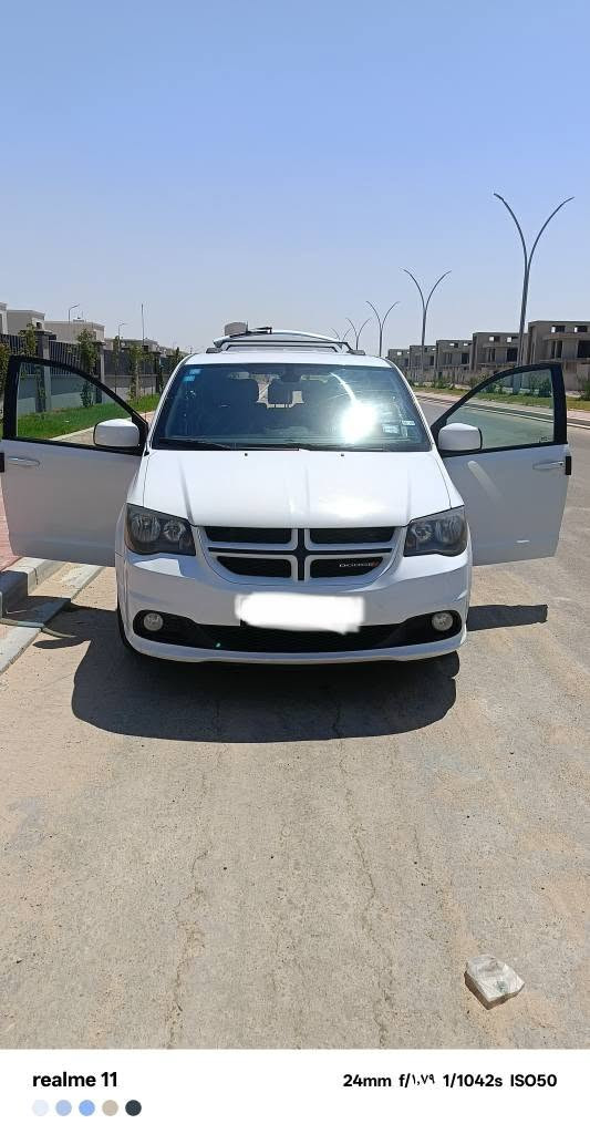 دوج كرفان 2019بأسمي وارد كندي مراوس بسياره صالون 
***********
البصره شط العرب الجزيرة البصرة, العراق
