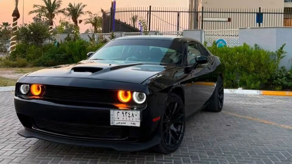 جالنجر 2020
مواصفات السيارة GT V6
ماشيه 120 الف (كيلو) فقط 
شاشة كار بلي
شفتات ستيرن 
كشنات تدفئه
سستم كزوز ريمونت اصلي
كشن السايق كهرباء
ومعرفه مواصفات GT 
السياره جهازه وماتحتاج صرف كامله حته من ناحيه الكماليات
مكان السياره بغداد حي الجهاد او حي الخضراء
والسونار موجود
صور الحادث منشورة ايرباك طاك 
***********
