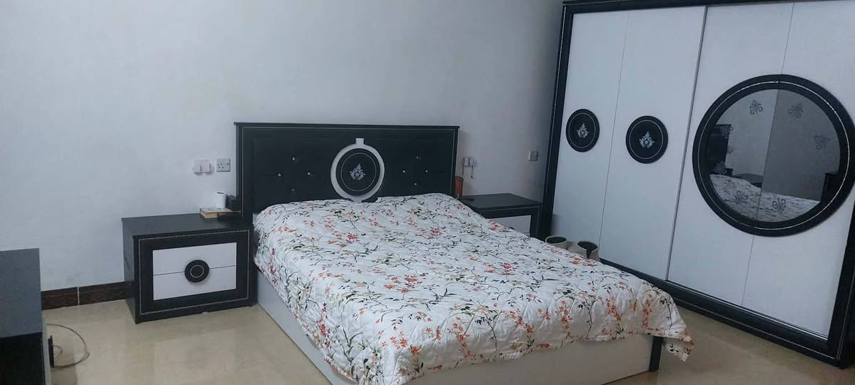 السلام عليكم مجموعه اثاث منزلي للبيع سليمانية للطلب والاستفسار الاتصال على الرقم +964 771 990 9774
