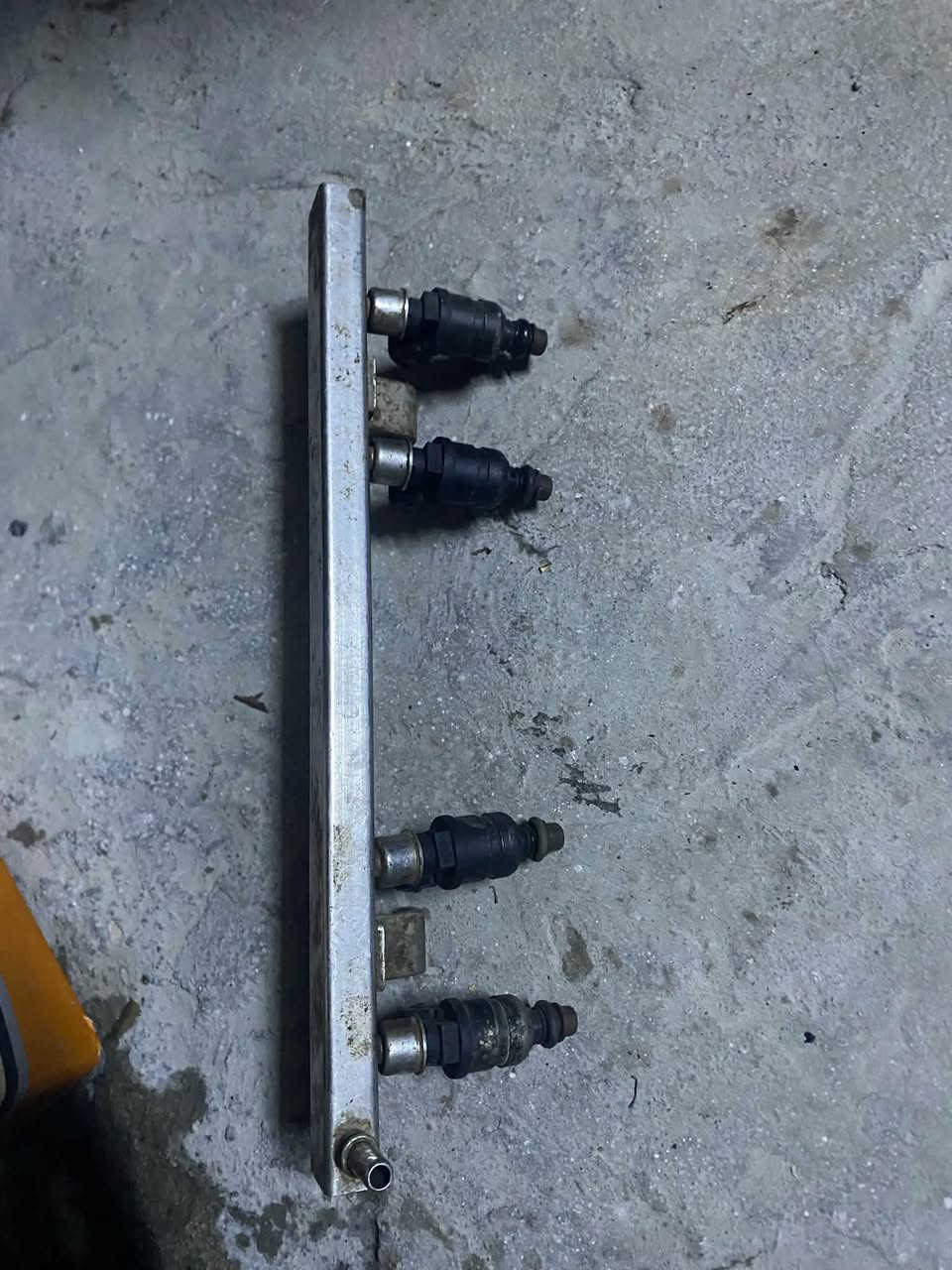 غواض بيجو باص كلهن عل فحص شغالات جويتر هوة ولابسي وتيفيس يساكو بعدهن جدد ومصاطر هنة ونزولات شغالات  عبوة فيت بم جديد بيهة شغالة أغراض كلهن شغالات لبيع قيم وخذ كلهن بيعة وحدة هم بيع***********
