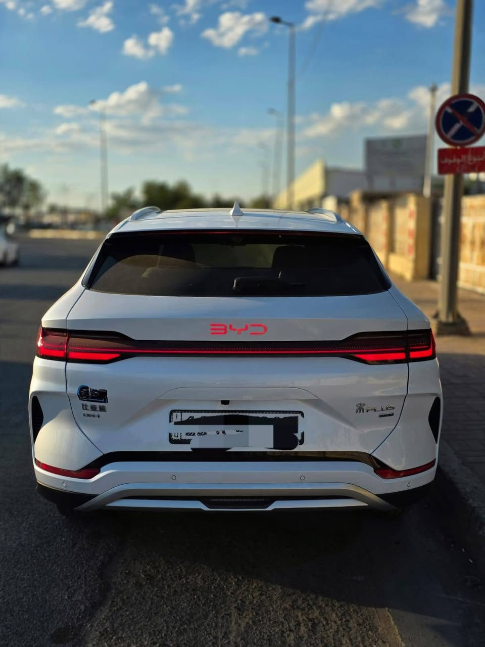 Byd song plus 2025 
بي واي دي سونك بلص ٢٠٢٥
ماشية  4.400km  قابلة للزيادة 
مكفولة كفالة عامة ماعدى كم ملاحظة. بسيطة
المواصفات:
١٣ كامرة - اوتو بارك - قيادة ذاتية - ١٢ حساس - بانوراما - كشن كهرباء واحد - صندوق كهرباء
وباقي المواصفات معروفة
(السيارة فقط للبيع)

(في حال عدم الاجابة  يرجى التواصل على الواتس اب)

***********
العنوان بغداد
السعر. :   ٣٣.٤٠٠ وبيه مجال 
علما سعر الزيرو ٣٧
