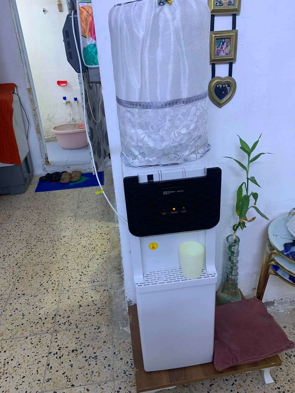 سلام عليكم غراض البيع الله شاهد كلهن جدد والغرفة مال نوم قبل ٣ شهر شتريته ريد بيعه هيه ودوشك العوان حي جهاد رقم ***********
الغراض كلمن وسعره
