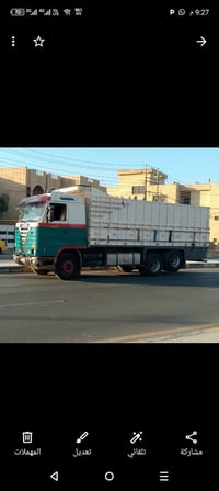 سكانيا • ١٤٣ • قاطرة