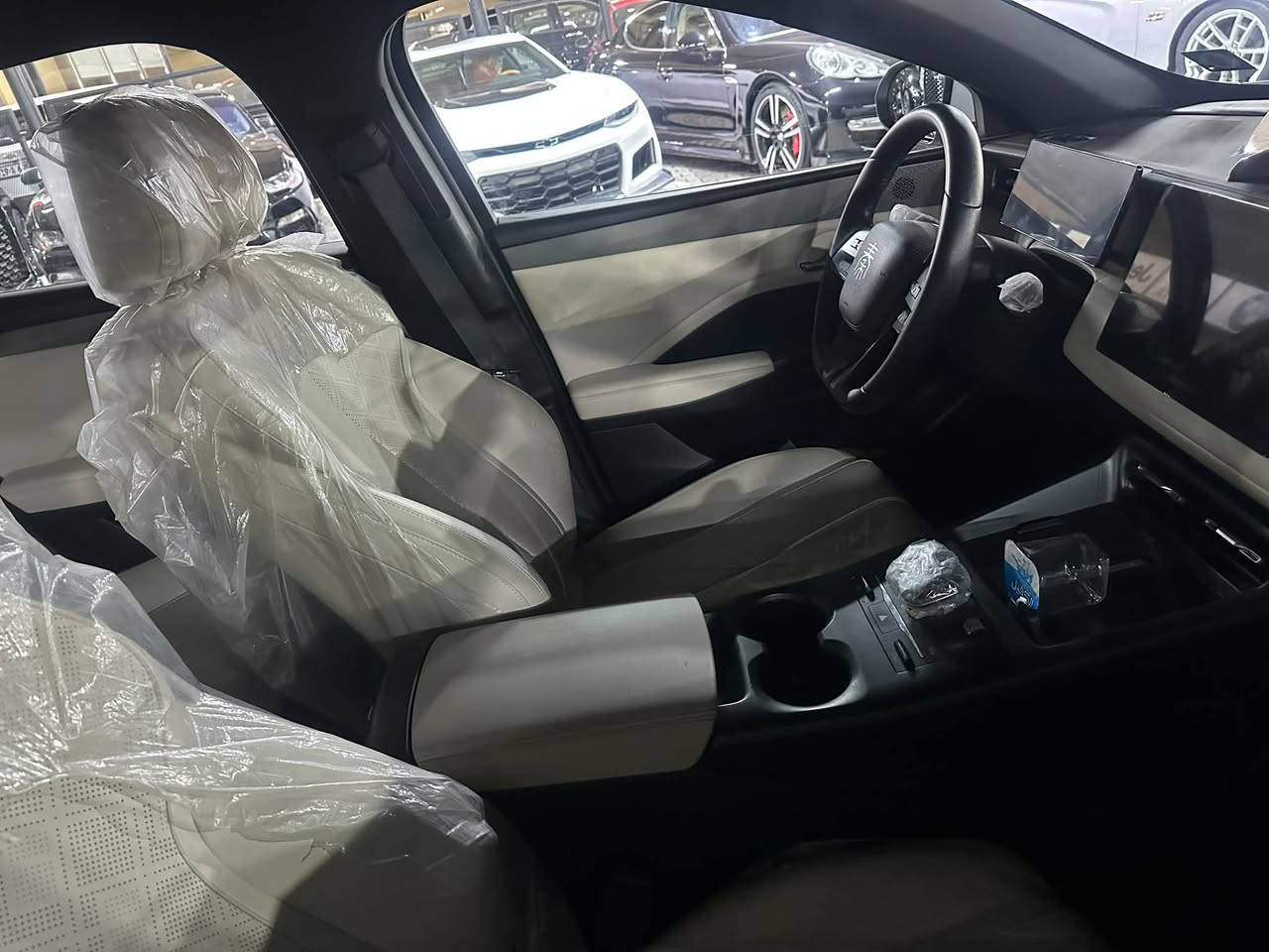 كن بلاص ماشيه 17 كفاله عامة مكان كربلاء السعر 20 و500 بيها مجال للشراي ***********
