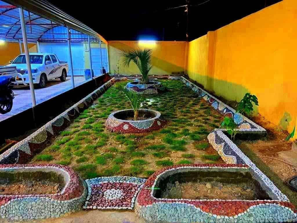 هندسة وديكورات الحدائق💐🌺 والنافورات⛲ والشلالات وزراعة الثيل⛰️ والنخيل🏝وقص الاشجار  مستعدون للعمل في🔴جميع المحافظات🇮🇶 والمنازل🏫 والمتنزهات💒 ودوائر الدولة🏢 وهذهي بعض الصور والفيديوهات من أعمالنا للتفاصيل اكثر الاتصال ***********📞📞او المراسلة على واتساب عنوانه الديوانيه مجمع التقيه

نص مكتوب في الصور:
- *********** ***********
- O HONOR X9b 108MP Ultra-Sensing Camera
- @hemo___24