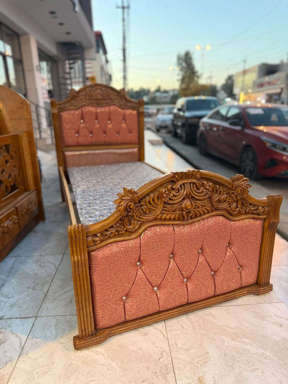 السلام عليكم 💥 عرض خاص ومغري بس 375 الف
توفر لدينا من جديد كنتور 3 أبواب صاج شغل درجه اولى توصي نقش زان 5ملم فول نظافه 💯💯 وتخت نفر زان درجه اولى
للاستفسار وتساب *********** مباشر ***********
ومستعدون لشراء الغرف النوم المستعمله و الكناتير
