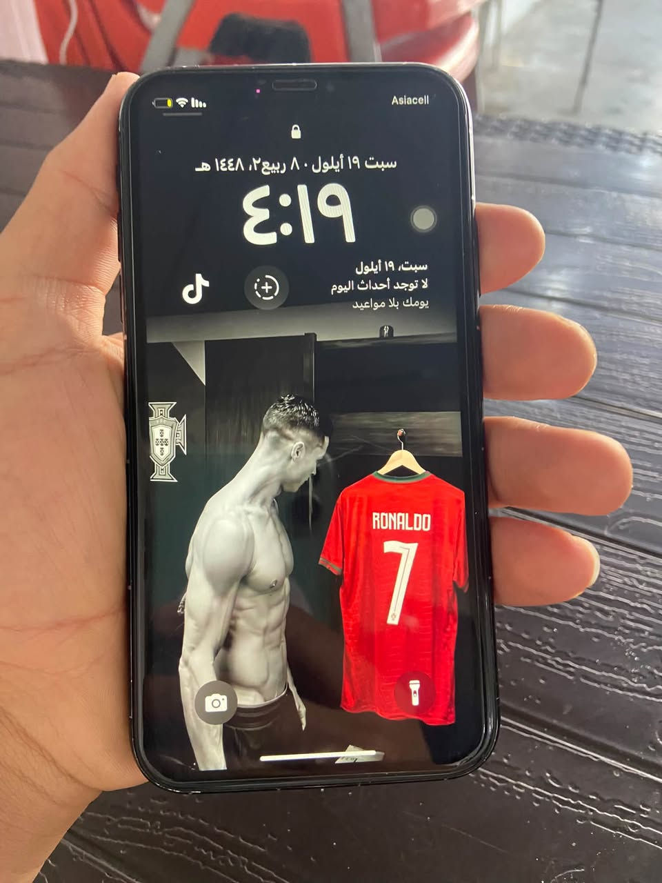 للبيع XR ذاكره 128 بطاريه مستبدله 100 الضهر كدام عينك السعر 140.وبي مجال
***********
