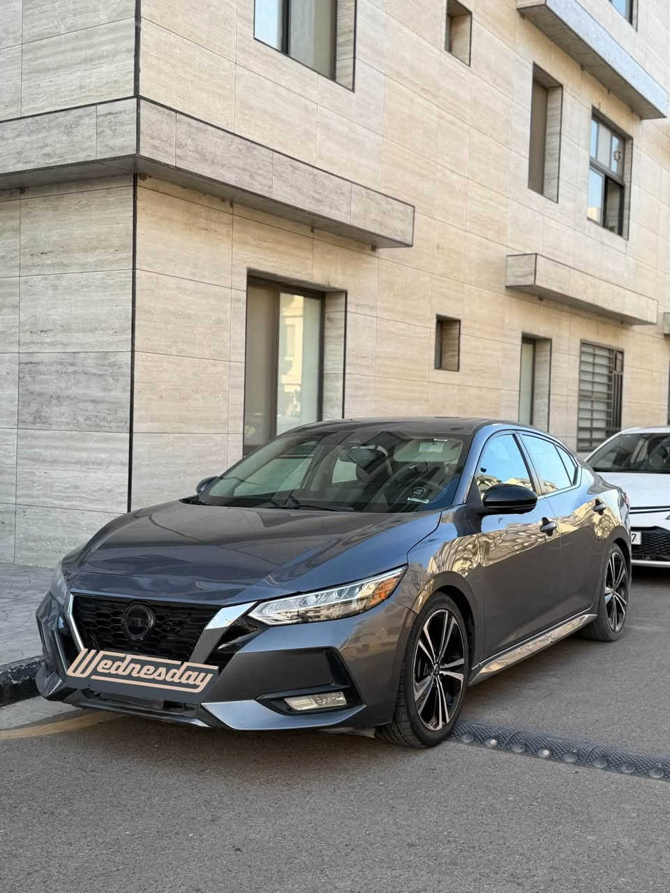 Nissan sentra 2020 SR
نيسان سنترا 2020
فئة SR اعلى فئة بالسنترا 
فول مواصفات 
فتحة سقف
رقم بغداد بأسمي
ماشية 59 الف 

السيارة حادثهة جاملغ عكس السايق وبنيد وشوية من الباب وعندك الباب الخلفي بي كلير فقط 
وصور الحادث موجودة

گير ومحرك مكفولات من كلشي ووين تريد تفحص افحص كلش نظيفات 

نواقص السيارة 
الرادار طالب تحديث يعني شغلة كلش بسيطة
وابو تكتك طخلي الباب الورا يعني بيهة طخة

رايدهة ب118 ورقة 

كلشي وضحتلكم بالسيارة فليريد يشتري خلي يتصل واني بالخدمة 

***********
