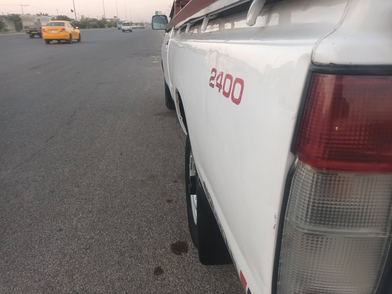 نيسان ٢٠٠٢ بؤفرؤشتن سةنةوي بةناو خؤمة شةرت تحويل وكالة سةيارةكة جايزةو زؤر باكة شةرت دعمو سبوغي نةبي جاملغو بؤنيت نةكراوةتةوة قيتاني بؤدي بلاد نةتةقيوة كيرو مكينةو ئكسلو شاسي بةشةرت تاية تازة تاخم بيش تازة تاخم دواي تازة جةمجةو ناوبؤدي تازة تةبريد لةكةل سويج كارةباي بةشةرت هةموي ئيشةكات سةيارةكة هي دةسي خؤمةو نمونةية  ***********  ***********

