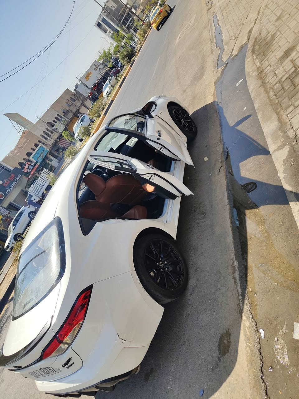 كولا هايبرد شكل الخليج تجميع الصين
السياره جديده وكلش نضيفه  

ماشيه 17 الف 

✅مواصفاتها 

 

 فتحه

بصمه و بصمة بيبان و جنطه

لايت زنون عالي ناصي

سايد بريك بصمه و اوتو هولد

3 مود قياده

رادار 

كشنات جلد عسلي 

كشن السائق تحكم كهرباء ٣ وضعيات 

وشاشه جبيره تتدعم كار بلي

مود درايف ٣ وضعيات 

لد امامي خلفي 

تبريد قطعتين 

 

✅إضافات كامله للسياره 

سبويلر + يدات سود + شفقه خلفيه سوده كت كامل 

✅داخل السياره 

كاربون تغليف كير وستيرن دركه كامل 

✅هزه جديده سنه كامله 

  

✅مكفوله من الصبغ  والتبديل  

بغداد تحويل ثاني يوم بأسمي السياره 

سعرها 165 💵

للاستفسار *********** رائد العقابي

*********** احمد 

مكاني بغداد حي الجهاد
