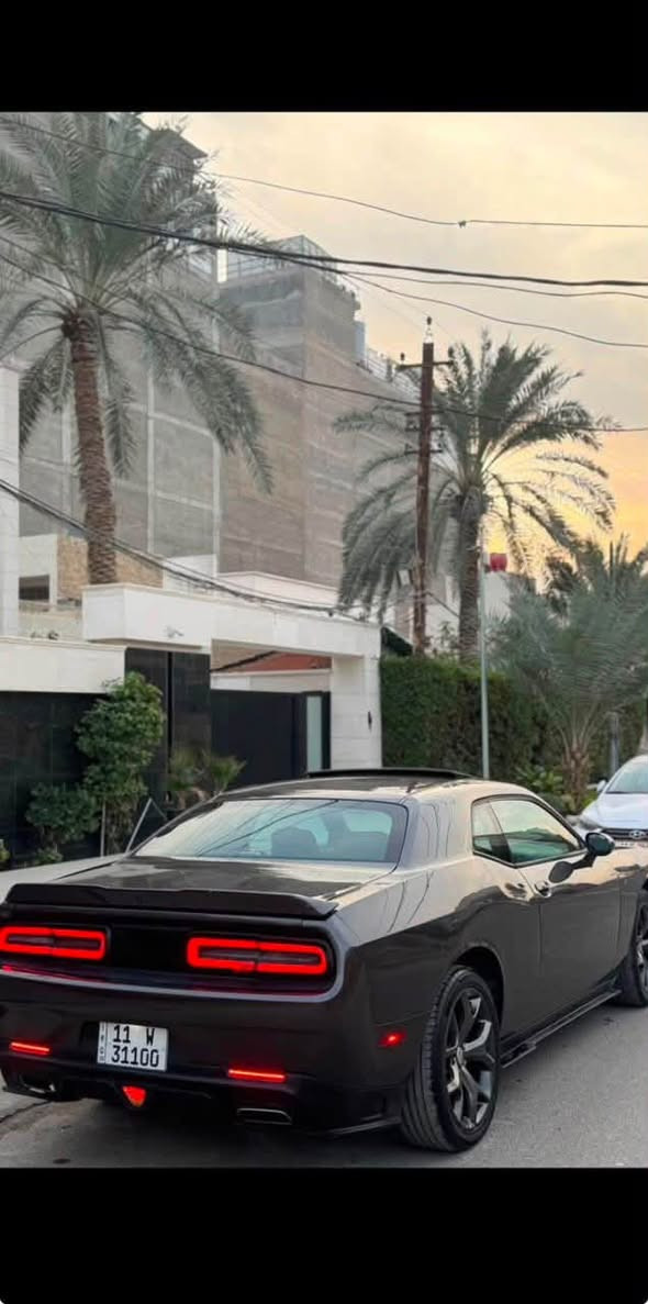 السلام عليكم
جالنجر ٢٠١٦ بدون ايرباك قطعه وحدة صبغ بجم كبس 

(فتحة)

سونار مرفق 

ماشية ٧٤ الف ميل يعني ١٢٠ كيلو

مواصفات فتحة /شاشة / سماعات الابين/ كاميرا / حساس وباقي المواصفات الاعتيداية 

حادثه خلفي وراجع بارد  رقمه بغداد 

صار بيه بعراق جاملخ امامي انصبغ بدون دواخل حادث مرفوق بالمنشور كلبي 

السيارة بالنسبة لموديل ٢٠١٦ ممتعوبة وبلادية 

مكان سياره بغداد الجديده رقم تلفون *********** 

سعره 143 بيه مجال قليل رحمه ع والديك الي يشوفه غاليه يذكر كلمه طيبه رحمه ع والديك . كلشي اكو بالفيس ماعندك رصيد رمش واني ادك عليك خادم …..
