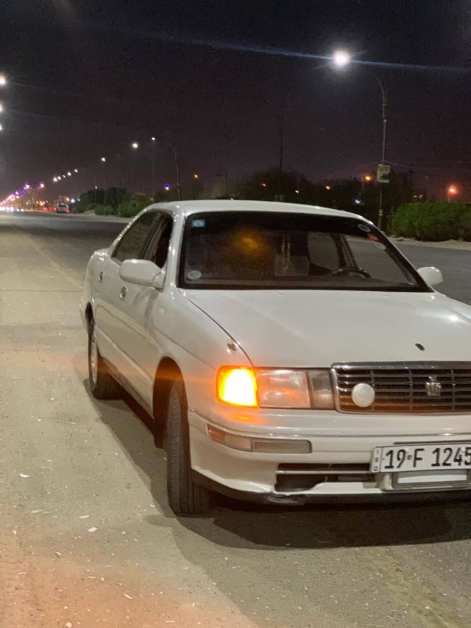 السلام عليكم
للبيع بطه منفصل 

 رقم انكليزي  سنويه  2030 تحويل ثاني يوم

غرفا نضيفه 100بل100 شاشه لايت زنون امرايات شفط شغالات 

 كير كفاله 

مكينه بيهه بكن بتحريكه فقط لا تبخير ولا تنقيص 

حداديه الخلفيه 25بل 100حداديت الصدر90 بل 100 منضومت تبريد جديده 100بل100
يعني تبريد ويه اسويج وشرط ثلج 

كهربائيات كلهه وكلهه نضاميه يعني لا واير طالع ولا فيشه مجطله شغاله

 البدي  كفاله من الكص ولضربه القويه فقط
بي ضربه اجاملع الوره مبينه بصوره وتصليحهه بصيط كلش 

مكاني البصرة مركز مقابيل فلكت العروس

 للستفسار ***********

 السعر 50 وبيهه مجال
